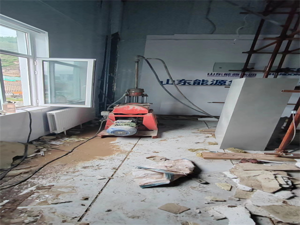 慈利地基基础下沉墙体裂缝加固注浆顶升施工